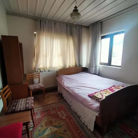 Casa de Férias Afyon Kalesi Eteklerinde Bir Yer